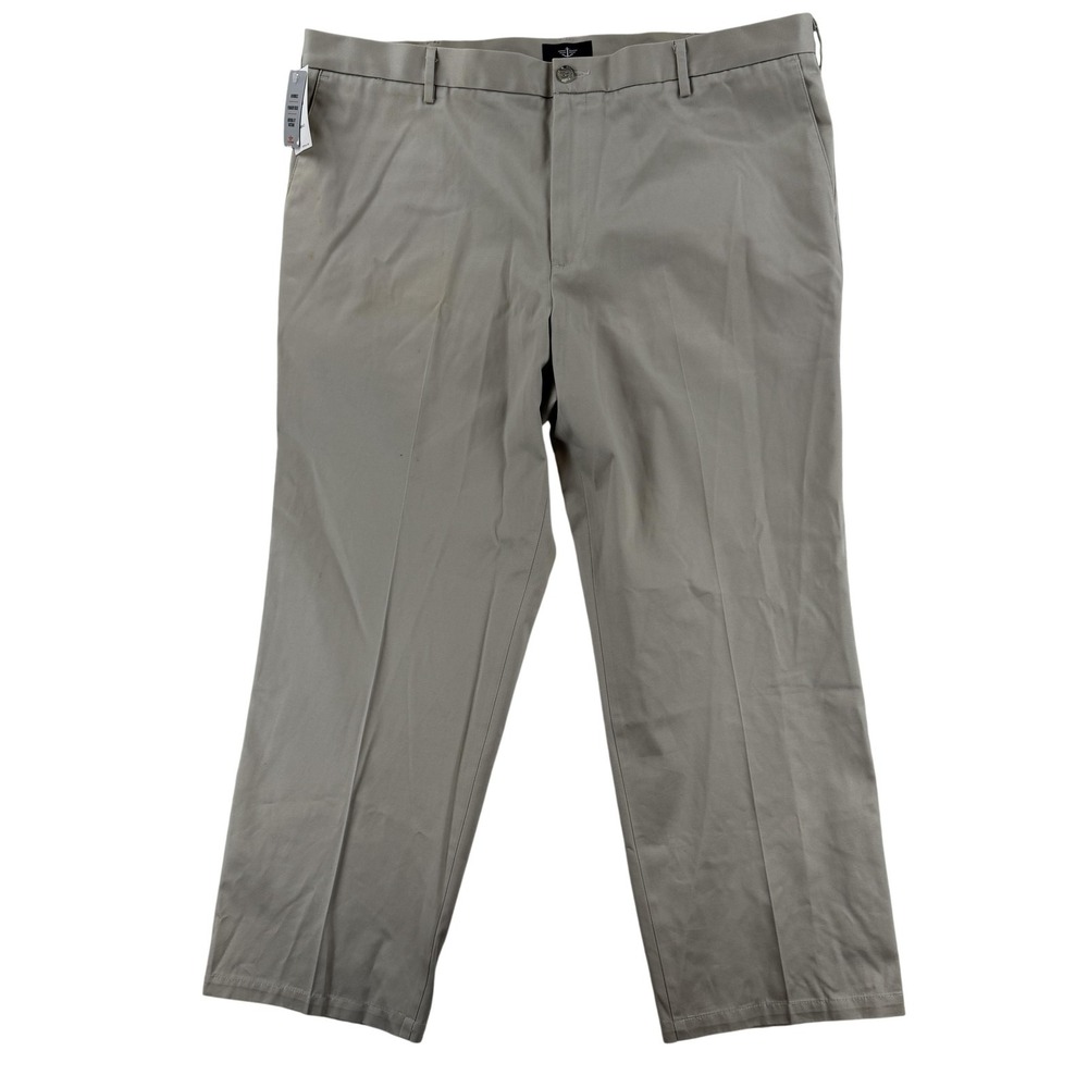 Dockers Signature Khaki Pants Mens 42x30 Beige Classic Fit Flat Front Office NWT